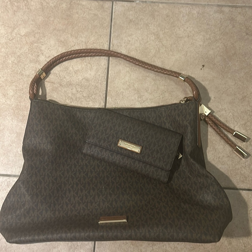 Michael Kors Shoulder Bag